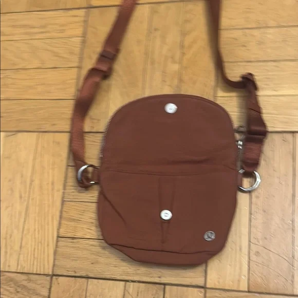 lululemon athletica festival burnt orange Crossbody Bag - Like New - Picture 4 of 10